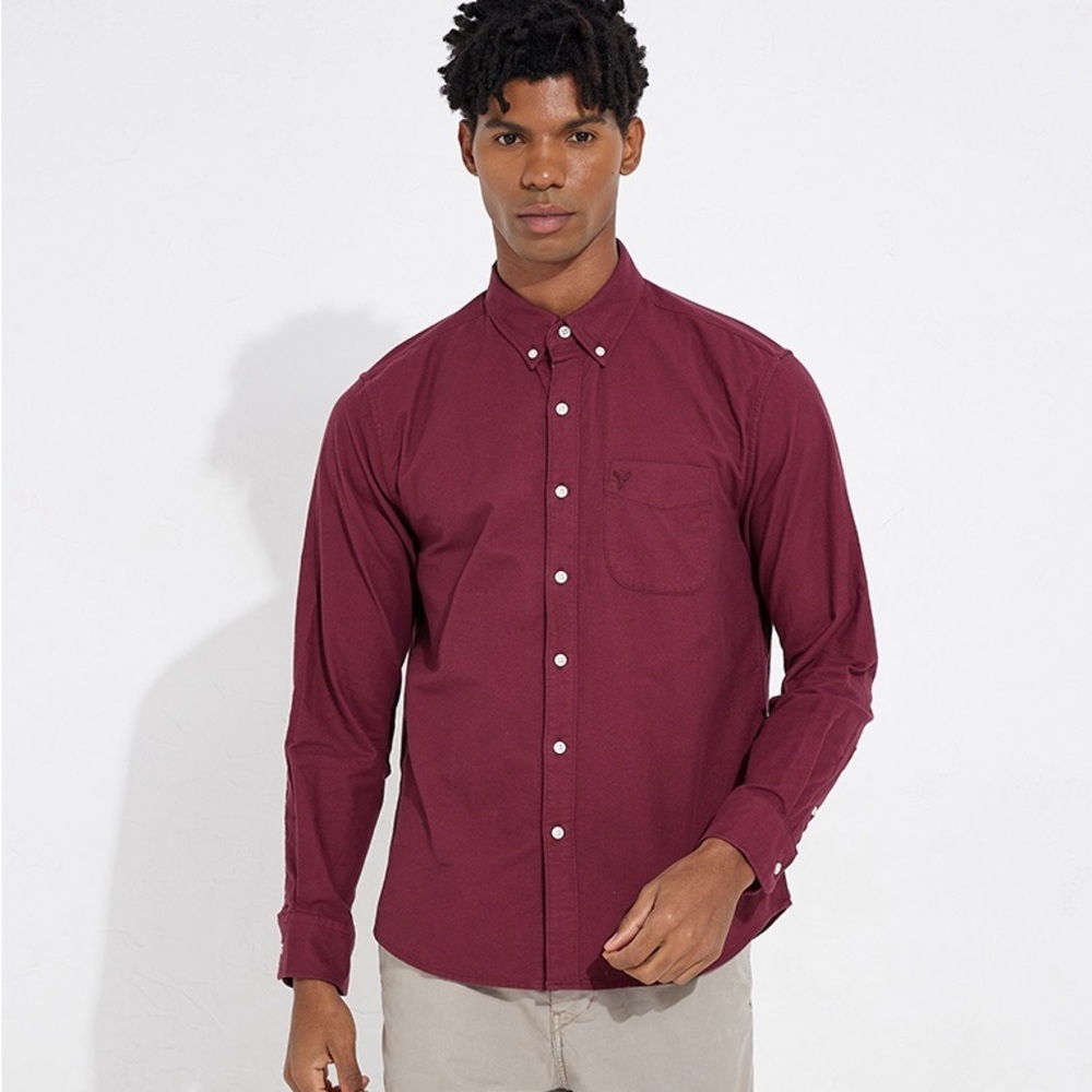 American Eagle Outfitters Men's Maroon Button-Down Shirt
